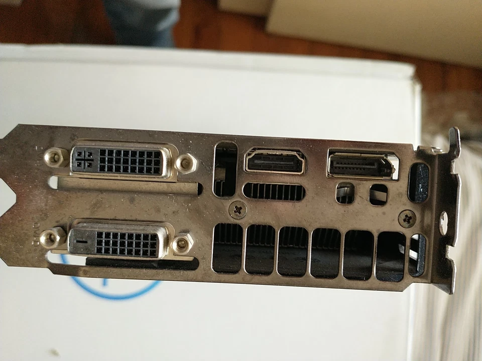 EVGA GeForce GTX 670 2GB FTW GDDR5 PCI Express Video Graphics Card - Image 3 of 3