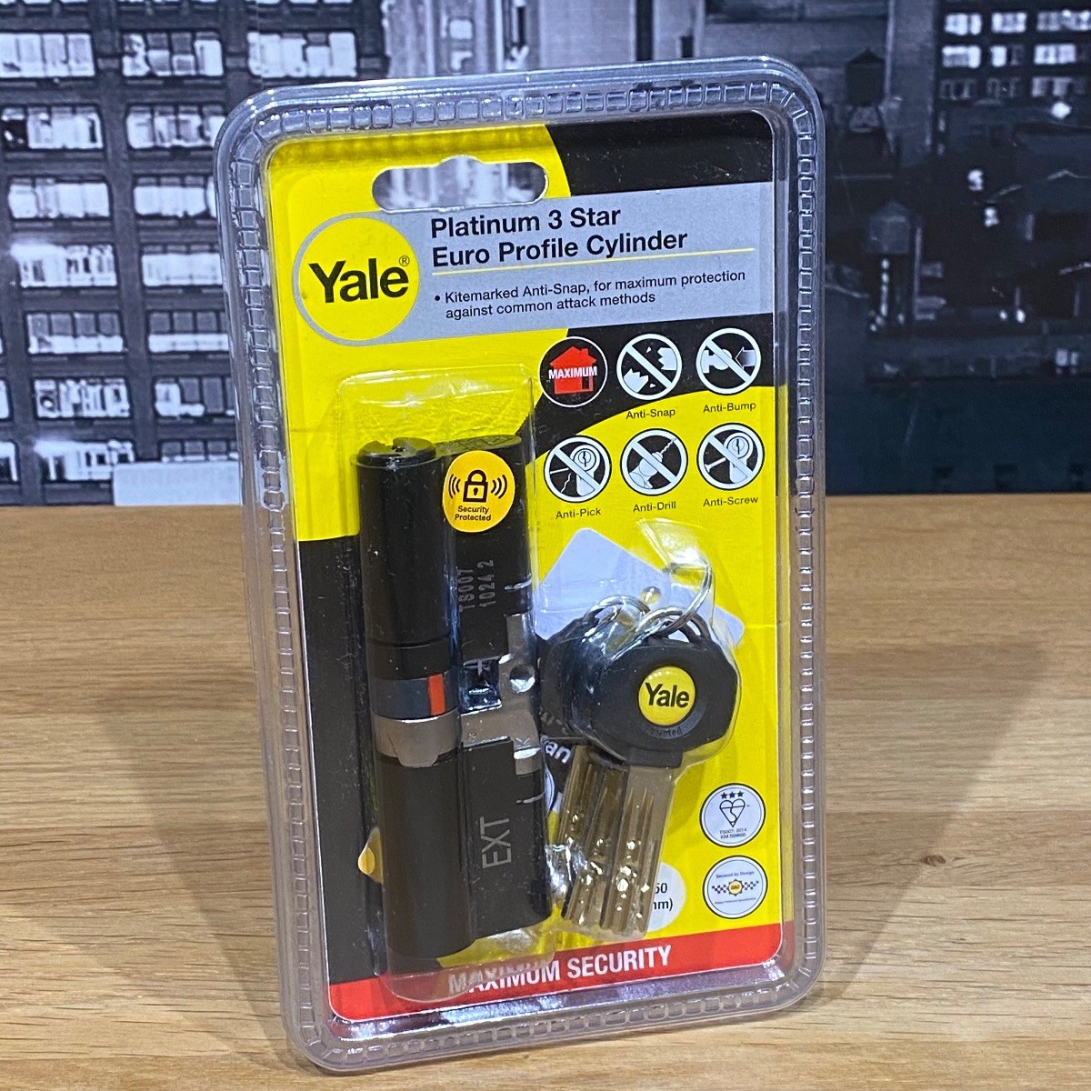 Yale Platinum 3 Star 45/50 (95MM) Euro Cylinder Lock Matt Black Brass Original