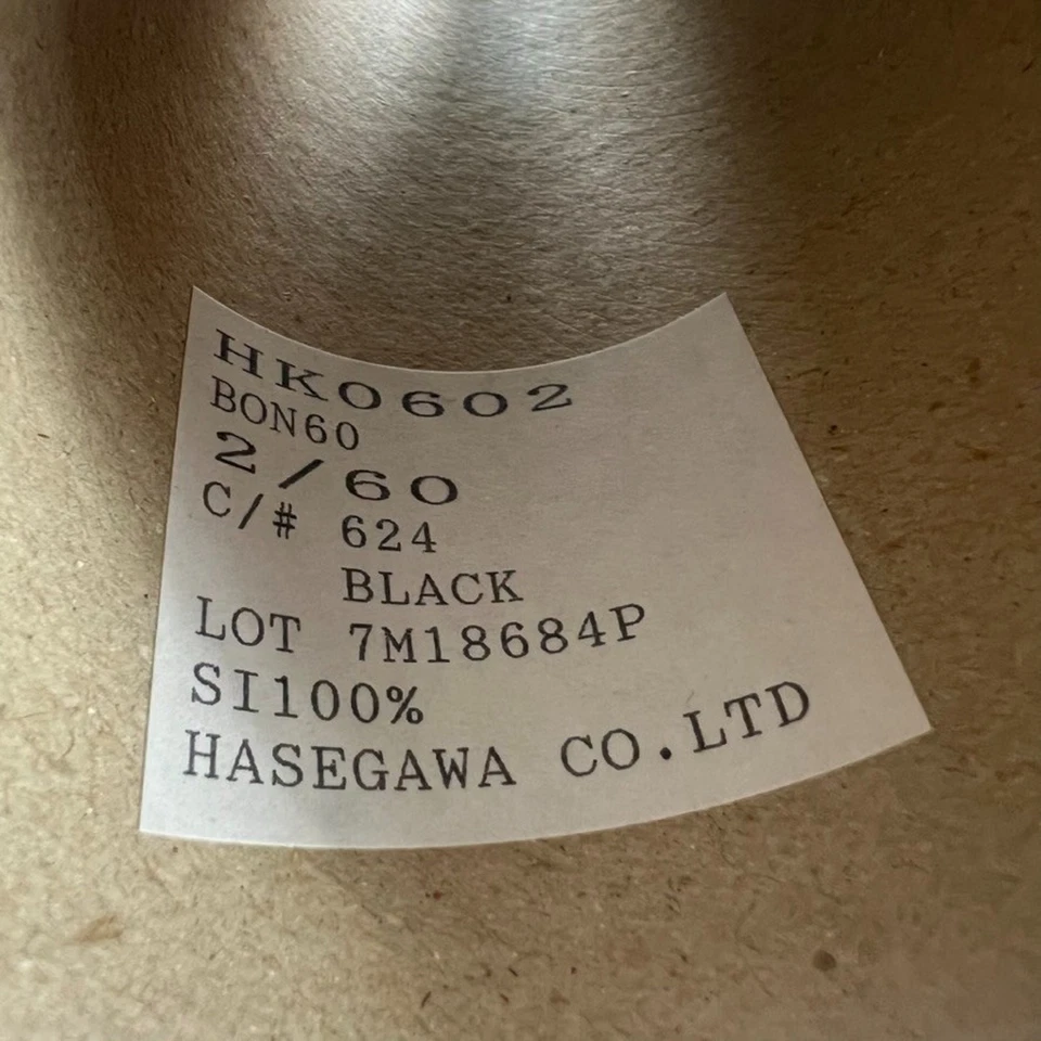 ColourMart Hasegawa 150g Conos Cuenta 2/60NM De Color Seda Negro Lote de 5 Hilos Foto 4 de 4