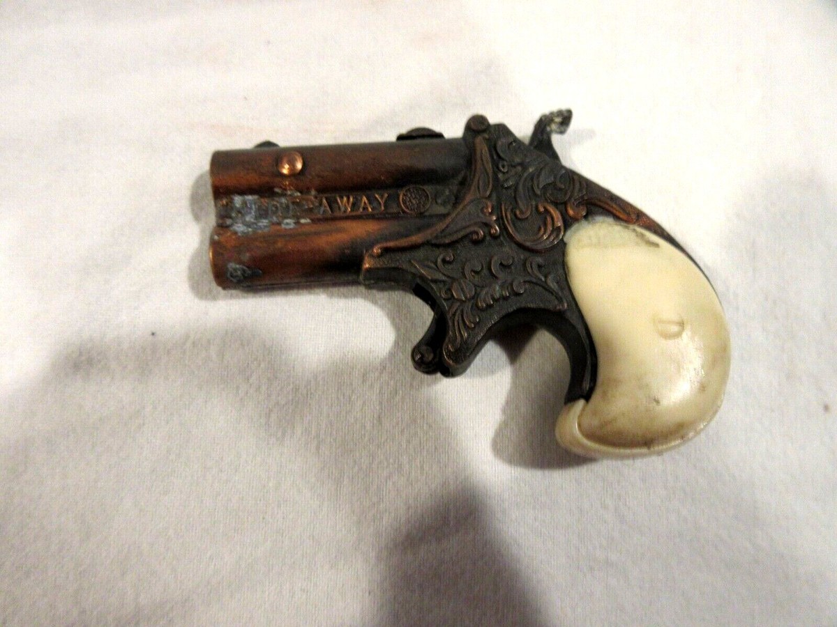 1955 Esquire Double Barrel Toy Hide-Away Derringer | eBay