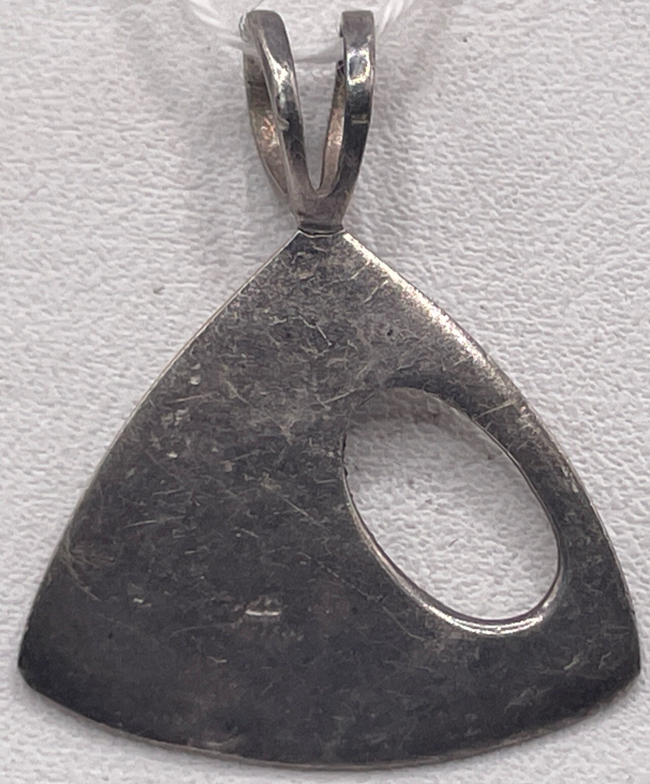 Sterling Silver Triangular Small Pendant (2.23gr) - image 4