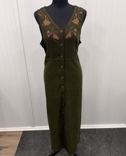Vintage Erika Women's Large Olive Embroidered Sleeveless Velvet Maxi Dress 90's
