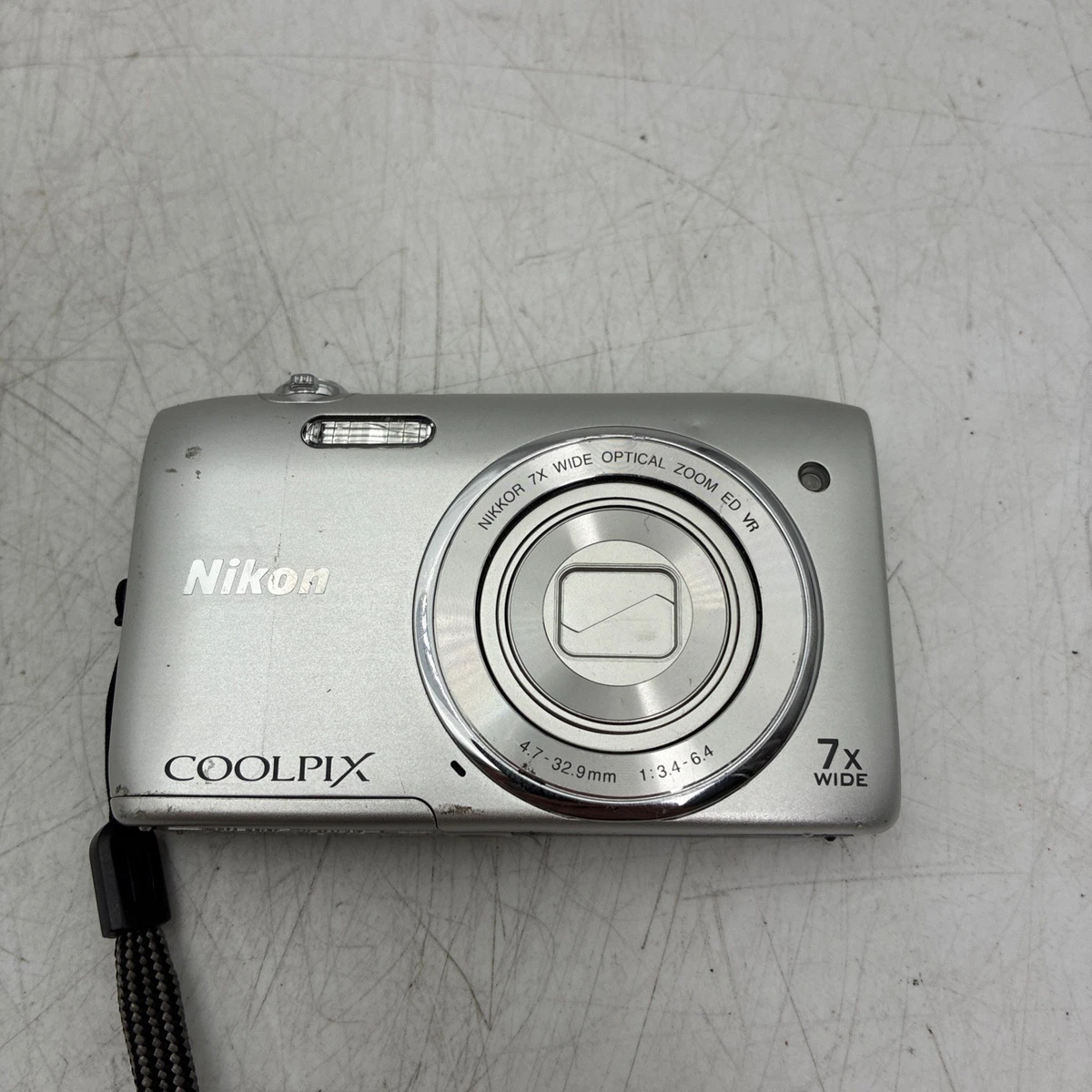 Nikon COOLPIX 3500 Digital Cameras for Sale | Shop New & Used