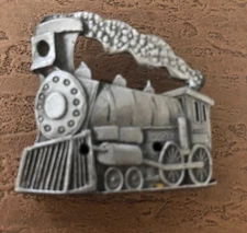 Vintage Torino Pewter Steam Engine Train Brooch Pin & Earrings. M3022