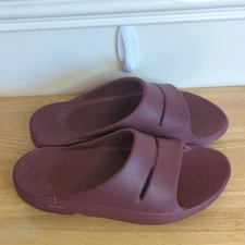 OOFOS OOahh Slide Cabernet Lightweight Recovery US Men's 7 Women's 9 EU 40
