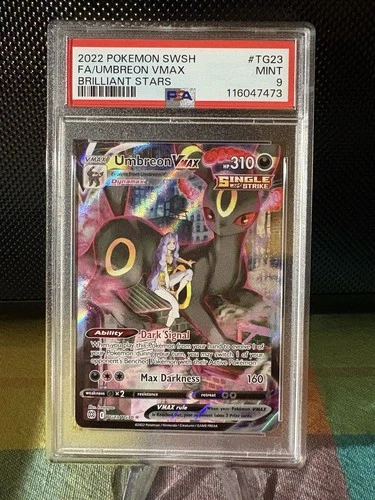 Pokémon TCG Umbreon VMAX TG23/TG30 Sword & Shield: Brilliant Stars PSA 9