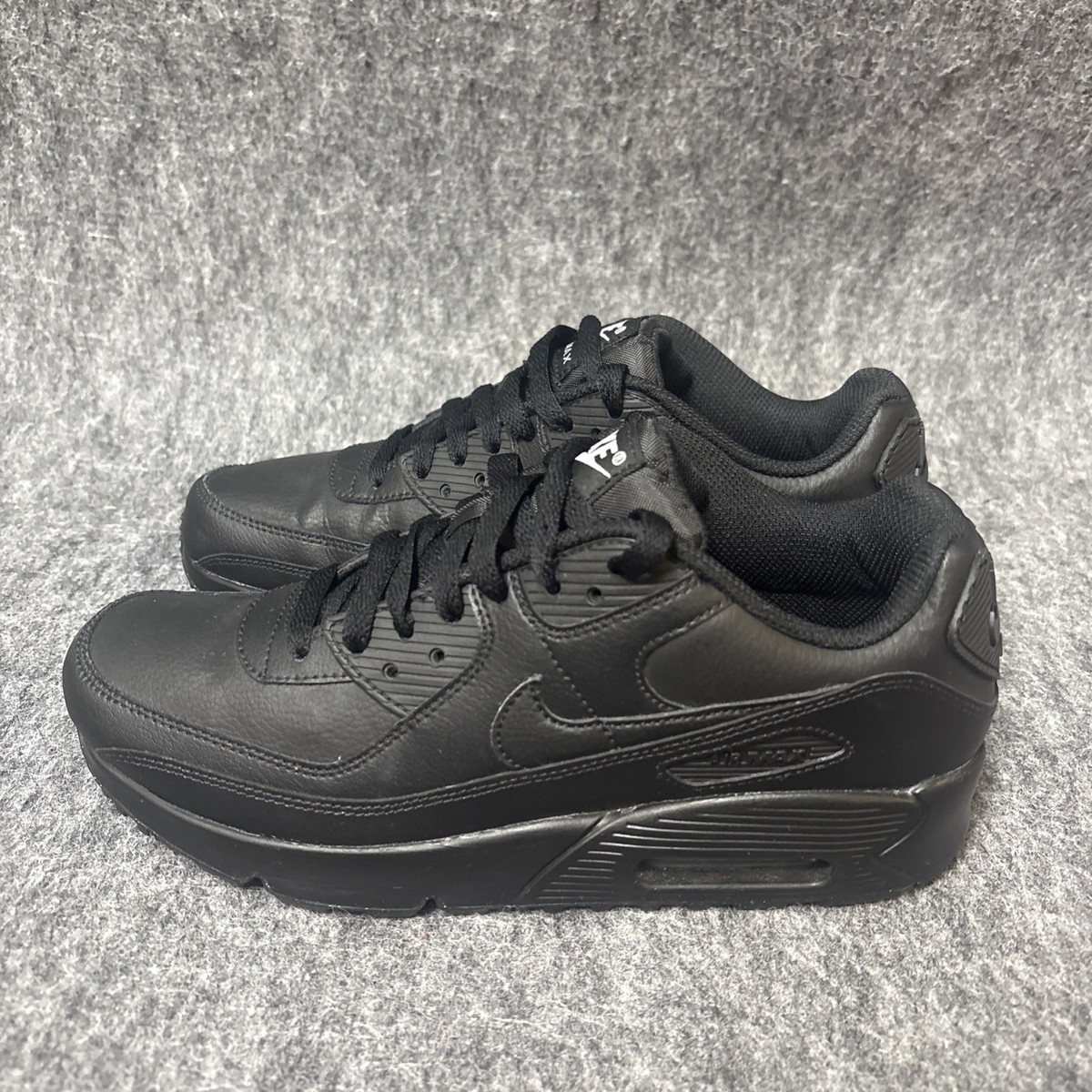 Nike Air Max 90 Triple Black Leather CD6864 028 Boys Size GS 6.5Y