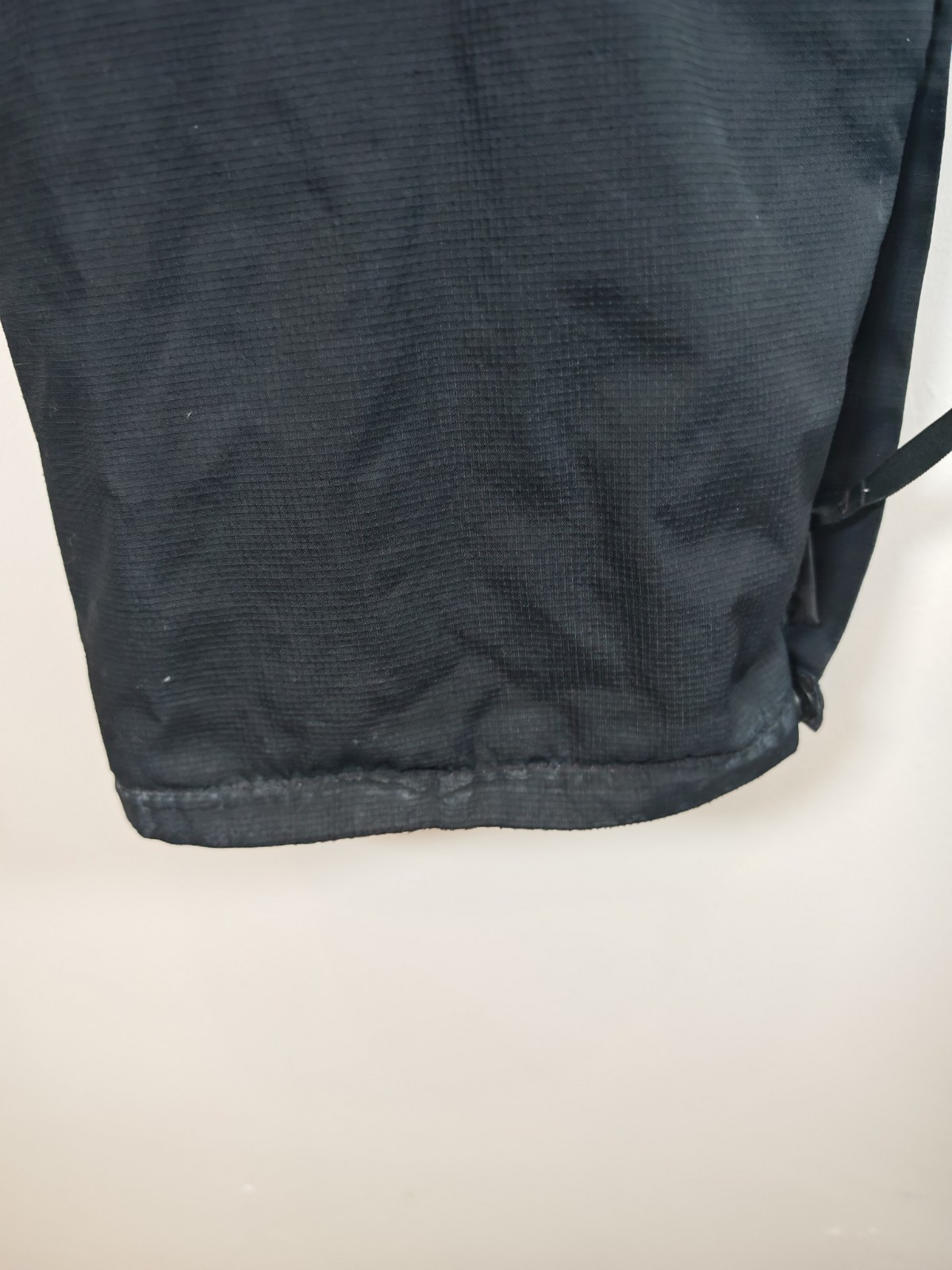 Berghaus AQ2 Deluge Men's Waterproof Overtrousers Black Size Medium M Short 29" image 8