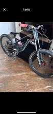 YT Tues 2017 Downhill Mountain Bike