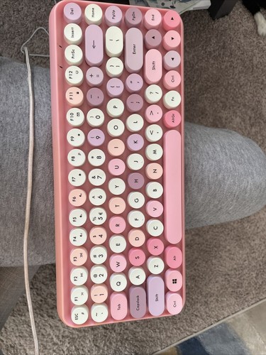 Perixx Mini keyboard Pink . Model No. Periduo-713, Wireless 3v Power. NO MOUSE - Picture 3 of 4