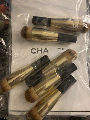 1pc) Rare Chanel Sublimage L'ESSENCE DE TEINT Foundation Brush