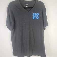 Oakley T Shirt Mens XL Charcoal Gray SS V Neck Regular Fit Logo Unisex