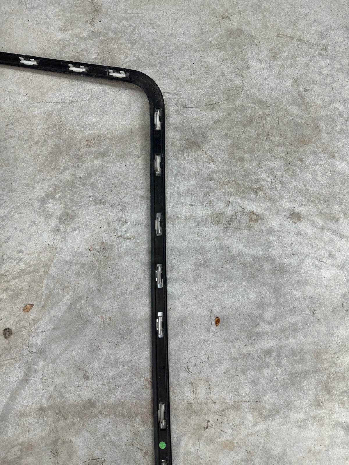 Rolls Royce Silver Seraph Front Windshield Window Chrome Trim with rubber seal