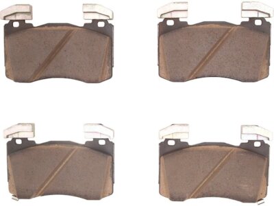 Front Brake Pad Set For 2018-2023 Kia Stinger 3.3L V6 2022 2021 2020 GX941HX