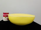 1950s Pyrex Glass Hostess Casserole Bowl With Lid 525-C Yellow 2.5QT 5258-025
