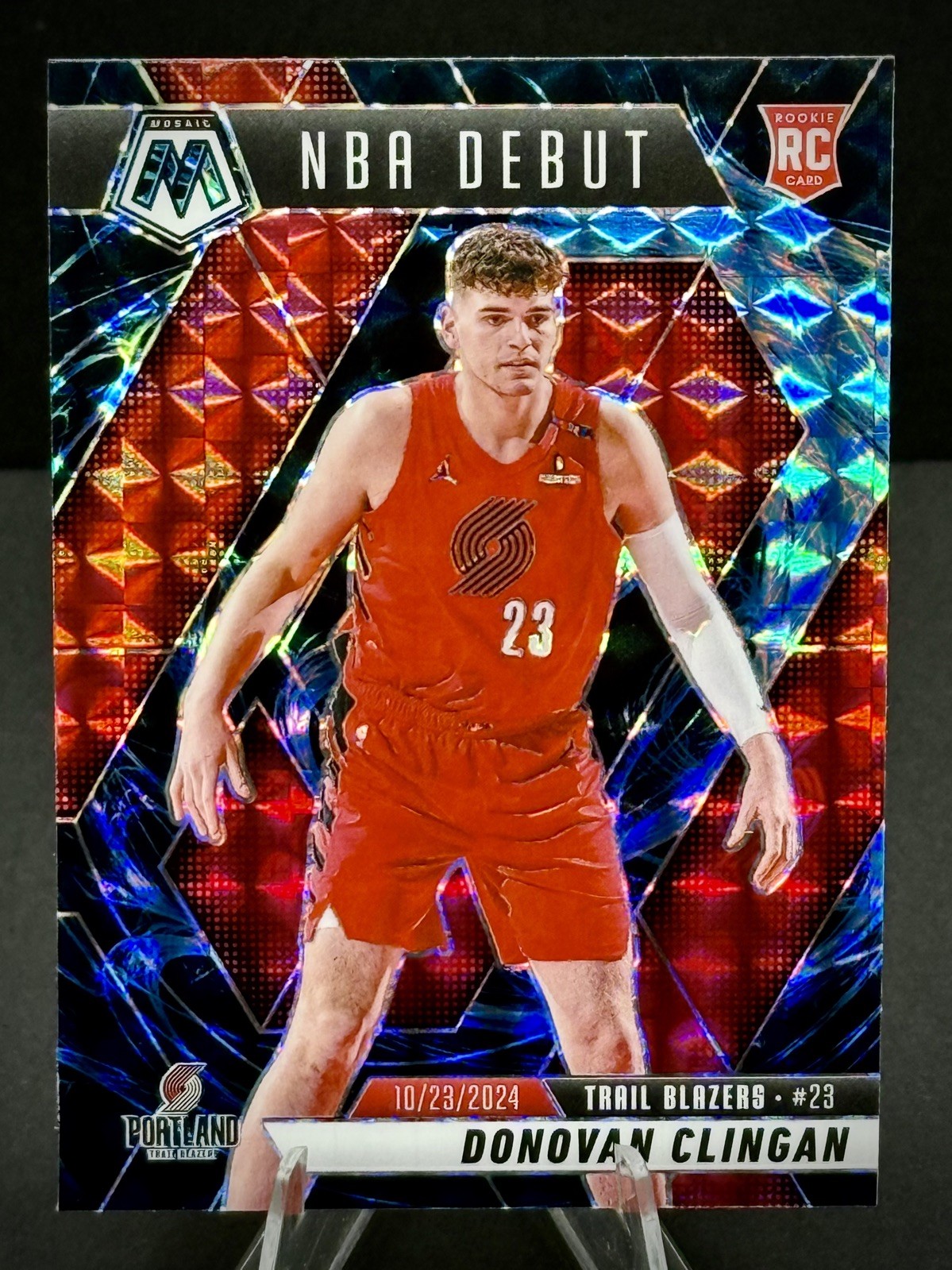 2024-25 Panini Mosaic - Donovan Clingan #261 - Genesis Mosaic Prizm (RC)