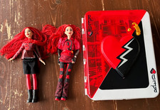 Lot 2x Disney Descendants Rise of Red Dressed Doll Daughter The Queen of Hearts