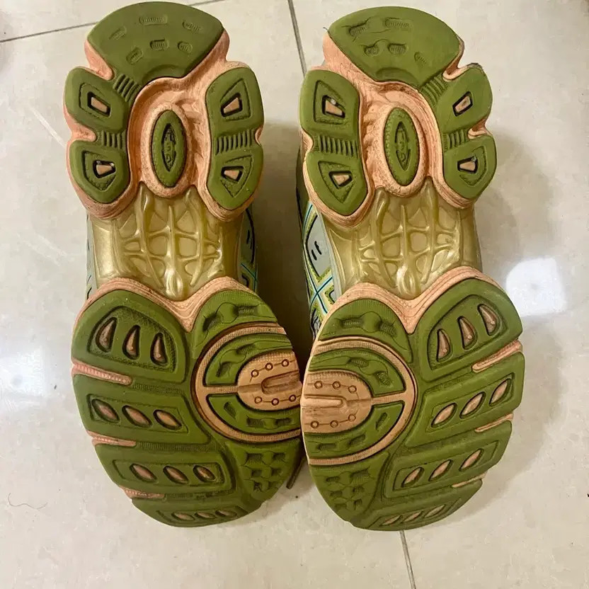 Asics Gel Nimbus 9 Running Shoes | Avie Stone, Used