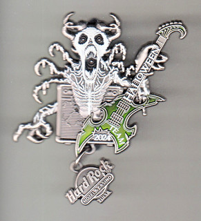 Hard Rock Cafe Pin: Tulsa Hotel 2024 Halloween Team (Staff) le