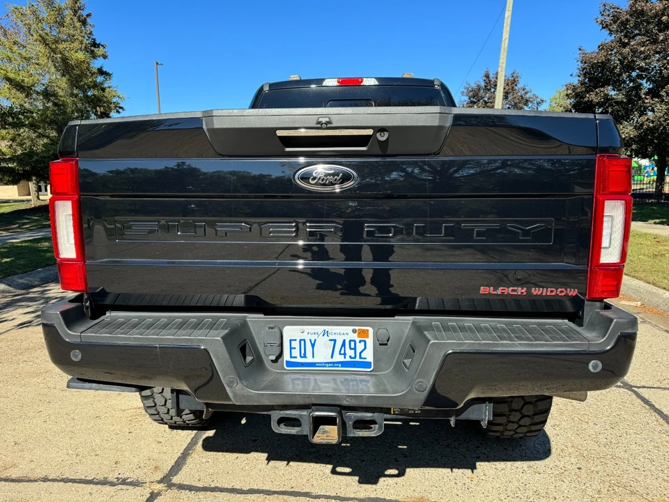 2021 Ford F-250 FORD F 250 BLACK WIDOW  4X4 T Diesel  Automatic - Image 4 of 4