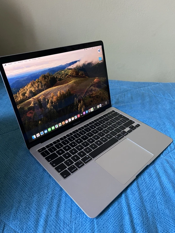 Apple MacBook Air 13" · i3 10th gen 3.2 GHz · 8GB · 256GB, foto 2 di 5