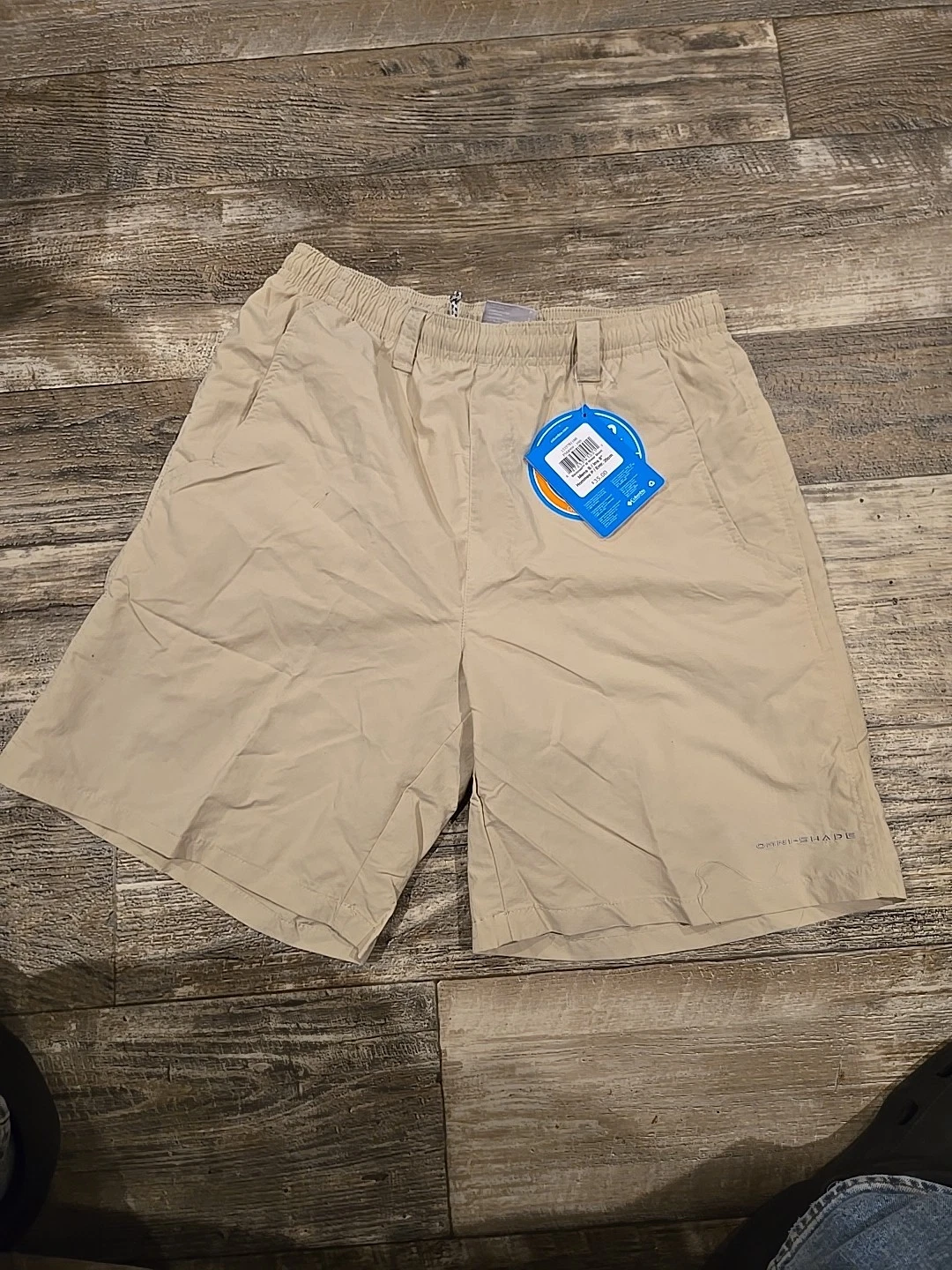 columbia PFG backcast shorts Men's Small 8" Ins Tan
Opens in a new window or tab