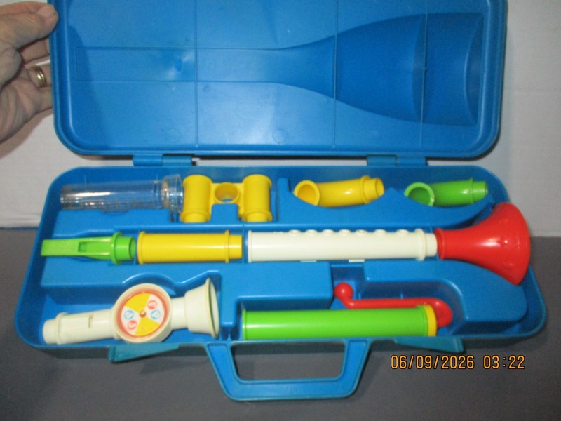 VINTAGE FISHER PRICE CRAZY COMBO HORN SET 