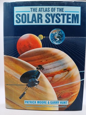 Atlas of the Solar System Ronald Greeley ; Raymond Batson. [Aus dem Amerikan. vo