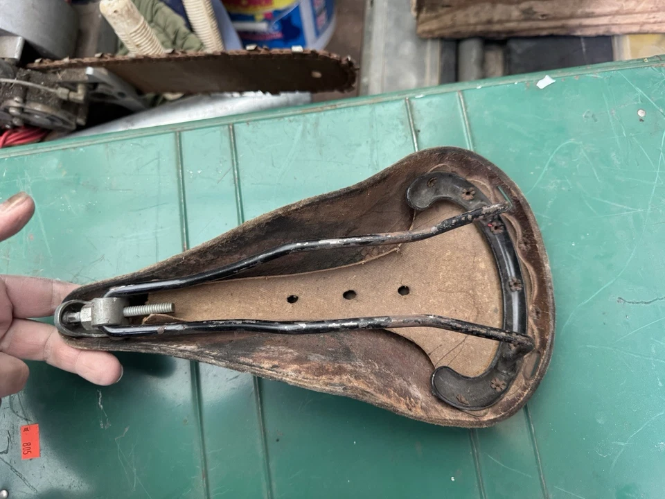 Ideale 41 皮革自行车鞍座。 复古。 法国制造自行车 — 第 3/4 张图片