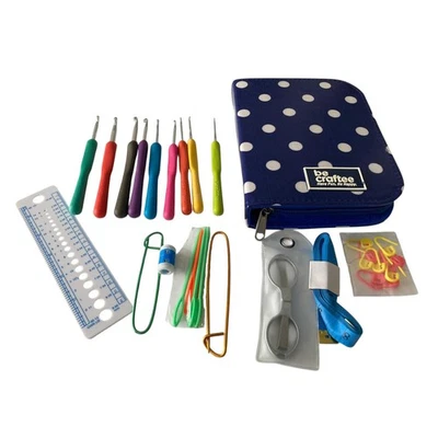 BECRAFTEE Be craftee crochet set in storage case . Scissors / Tape / Stitch Markers