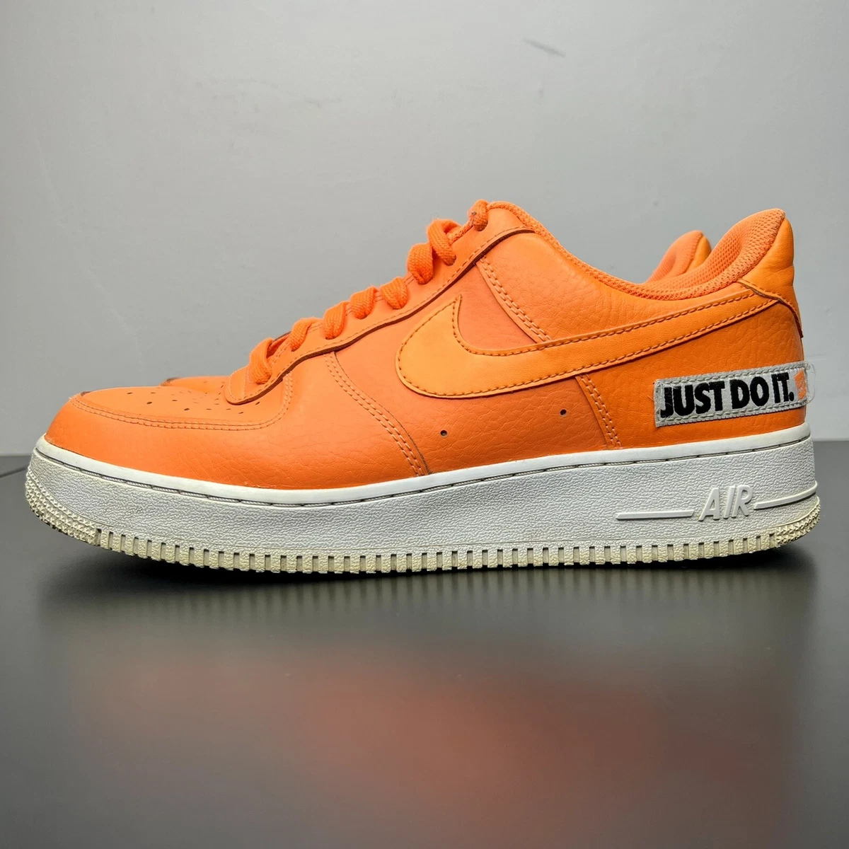 Neon orange top nike air force