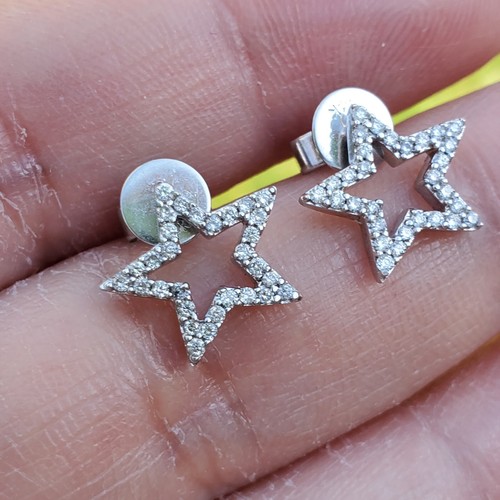 14K SOLID WHITE GOLD ROUND DIAMOND STAR STUD EARRINGS - Picture 5 of 23