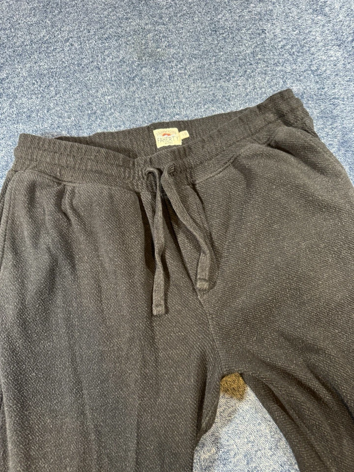 Pantalones de chándal Faherty para hombre grandes de playa de rizo negros tejidos de algodón Foto 3 de 4