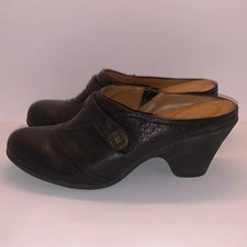 Naturalizer Jazz, Black Mules -Sleek Minimalist Design size 9 1/2