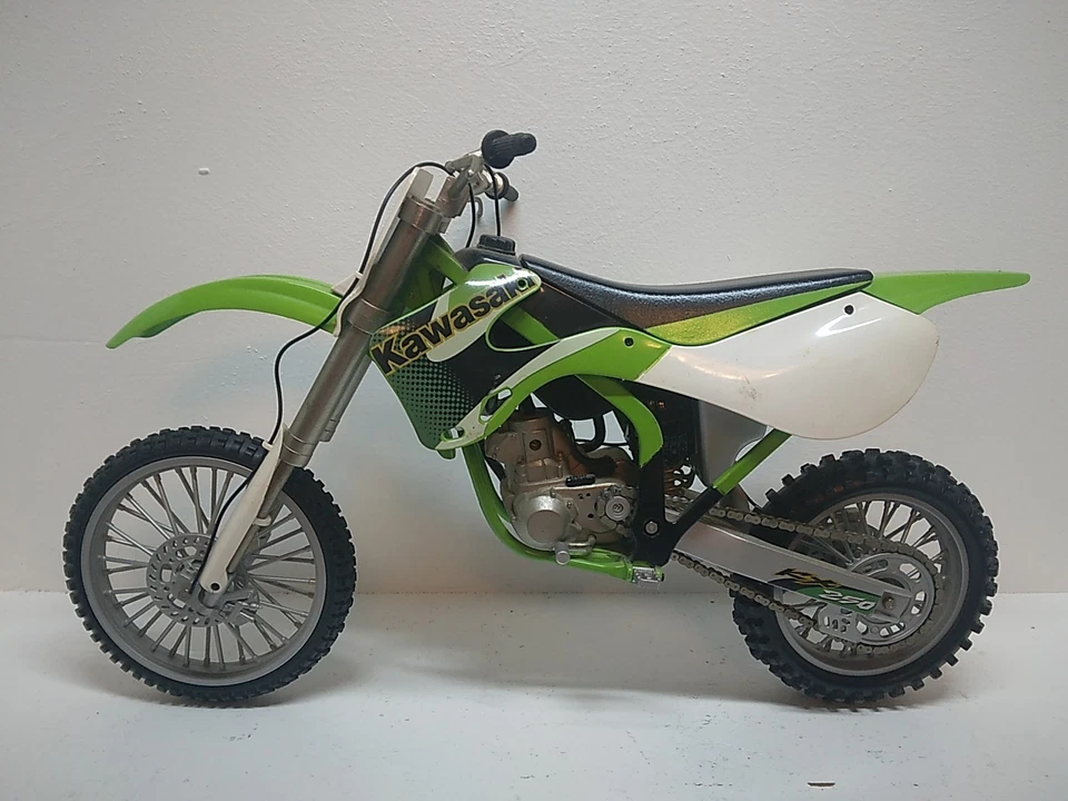 motocicletas de metal fundido - Imagem 2 de 4