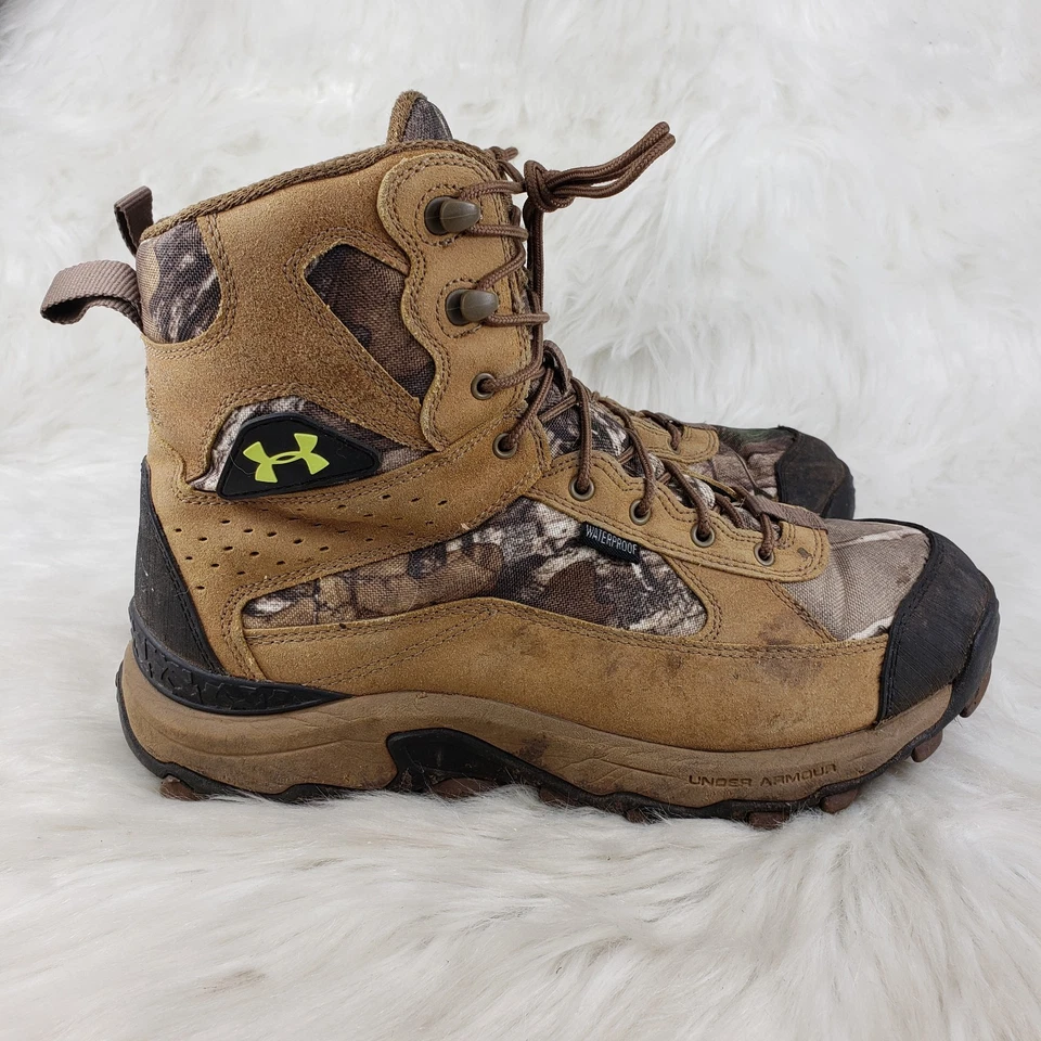 Botas de exterior Under Armour 1250115-946 camufladas para hombre talla US 8,5 EUR 42 Foto 3 de 4