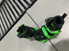 ROLLER DERBY GREEN WIRE KIDS' ADJUSTABLE QUAD SKATES -SIZE: S 12-2 - BLACK/GREEN