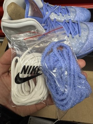 Men's Size 9.5 - Nike Zoom Kobe 3 Protro Christmas White IQ5338