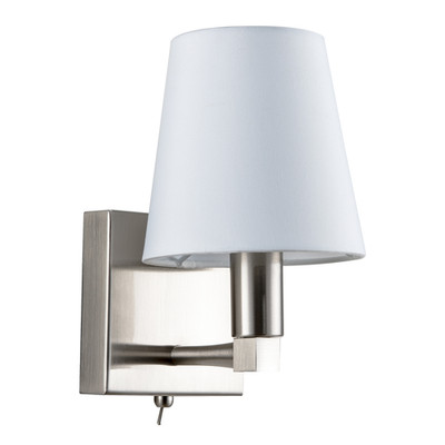 Elegante Nachttisch Wandleuchte in Satin Nickel mit Kippschalter und Schirm von Happ...