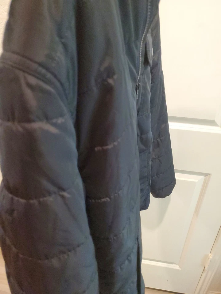 St Johns Bay Mens Medium 1/4 Zip Pullover Water Resistant Quilted Jacket Black  - Image 3 of 4