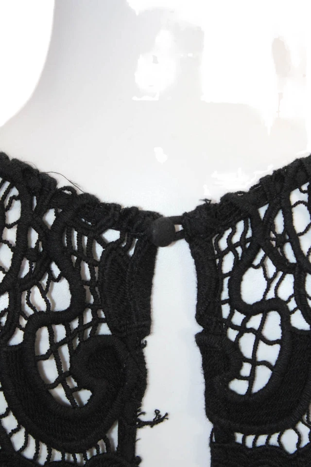 Mono negro bordado con ojales de algodón para mujer talla 4 Foto 4 de 4