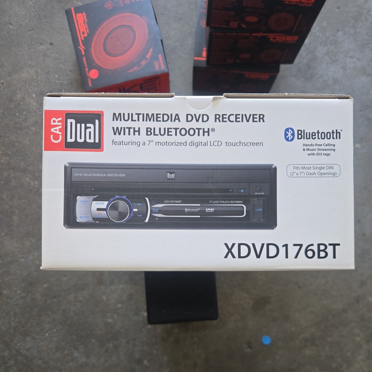Dual Electronics 7
