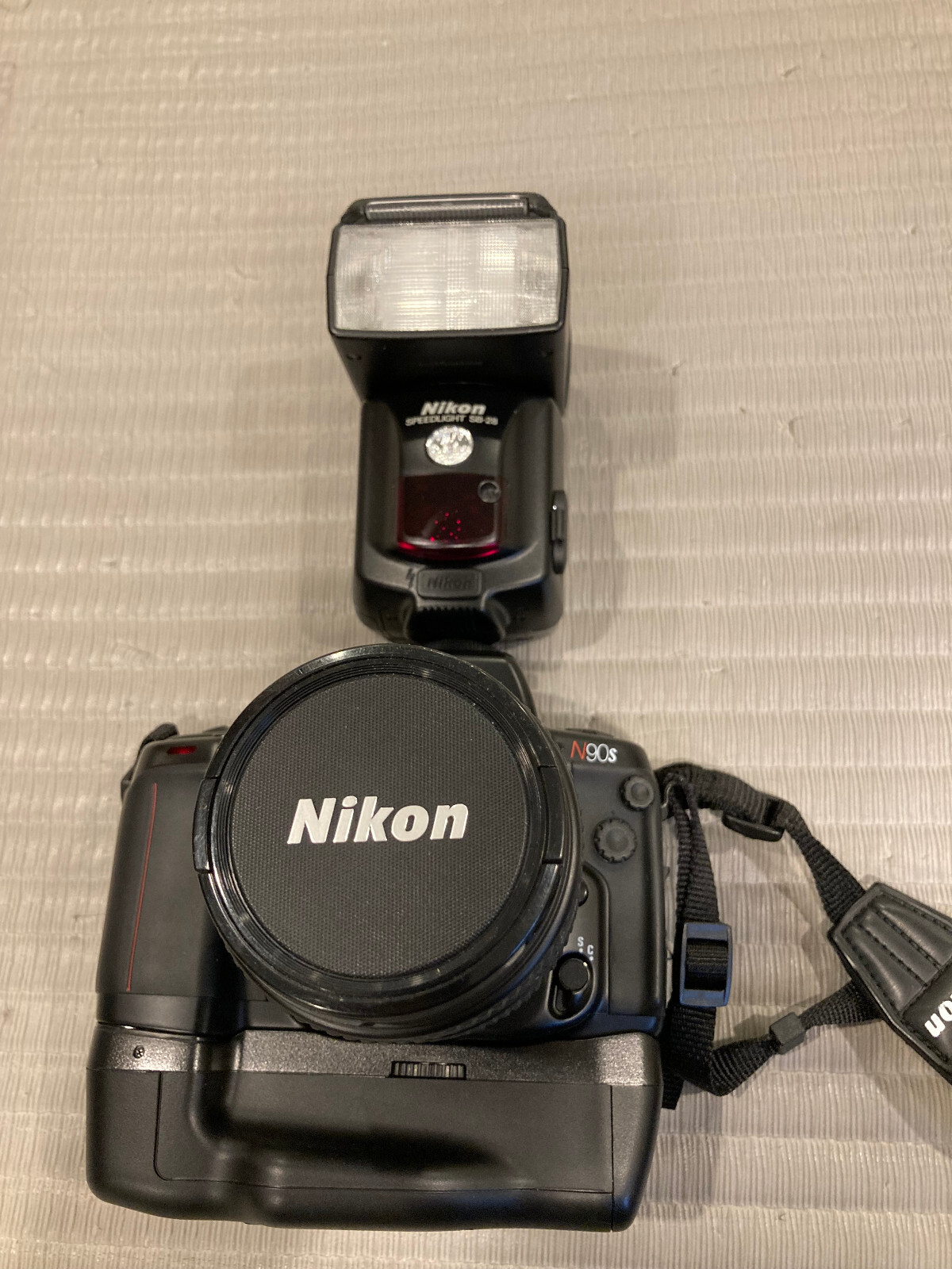 Nikon N90S 35mm Film SLR Camera Body, Nikon 28105mm lens, SB28 flash