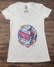 (Womens S) WONDER WOMAN Shirt Six Flags DC Logo SOFT V-Neck Ladies Gray Tee NWT