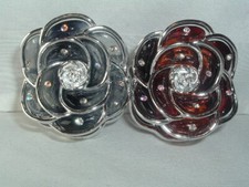 GRAY  BROWN PLASTIC ROSE HAIR CLAW CLIPS