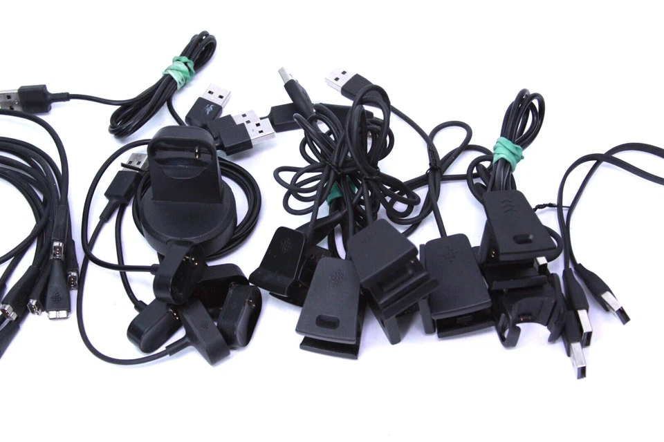 Lote de 31 Cargadores Surtidos para Relojes Fitbit Cable de Carga USB Cable Lote Foto 3 de 4