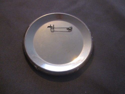 PULSANTE CORSA auto TOYOTA CELICA vintage anni 70 pinback - Foto 6 di 6