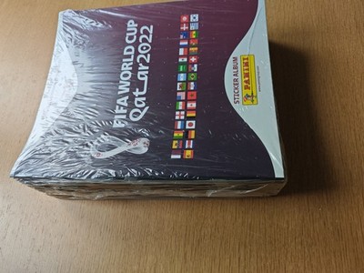 25 Verschweißte Panini FIFA World Cup 2022 Qatar Stickeralben + 6 Start-Stickern