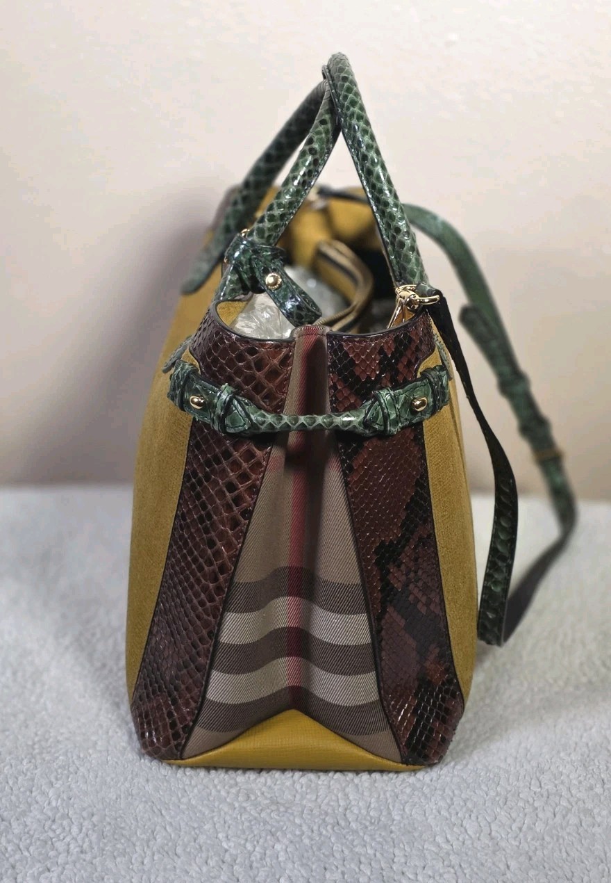 Rare Burberry Python/ Suede Medium Banner Tote in… - image 4