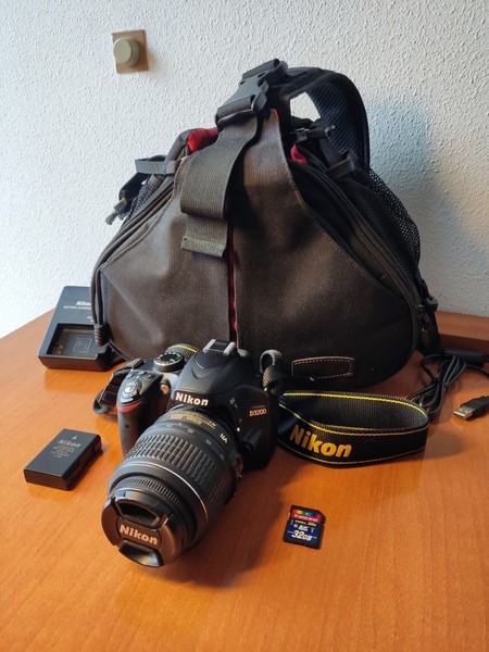 Cámara Nikon Reflex D3200 como nueva Profesional 